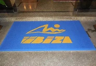 Tapete com perfil na borda Capachos Forte SP - Ibiza